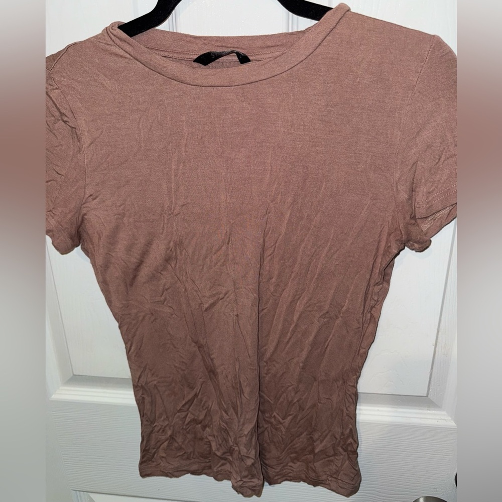 SHEIN Short Sleeve Crewneck Tee in Mauve Brown